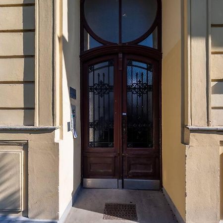 Cozy 1Br Duplex Near Center By Hm Leilighet Wien Eksteriør bilde