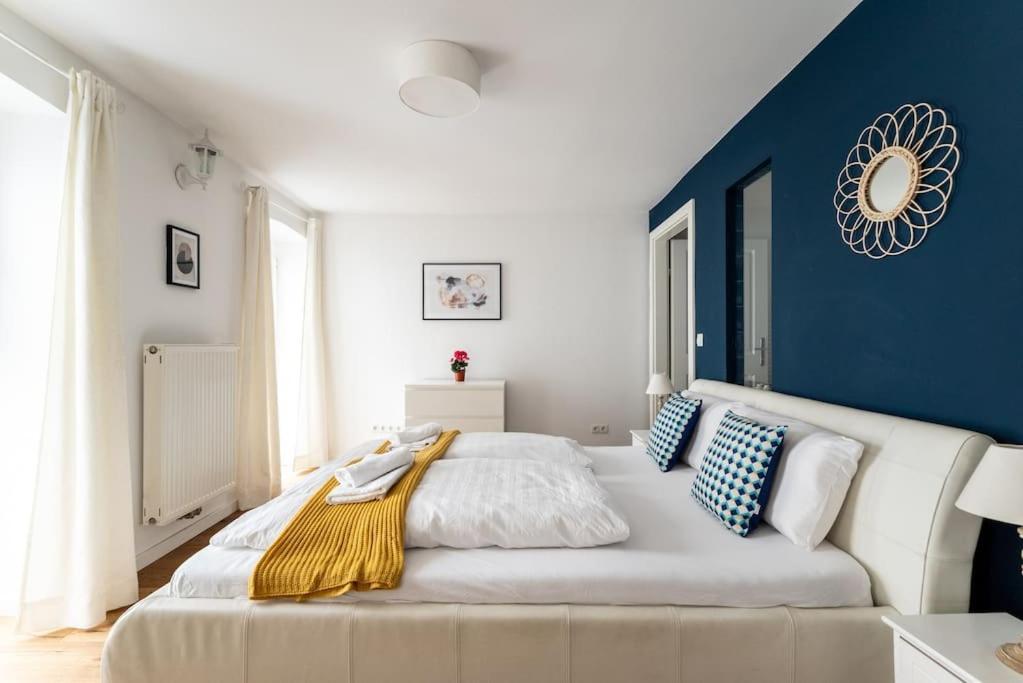 Cozy 1Br Duplex Near Center By Hm Leilighet Wien Eksteriør bilde